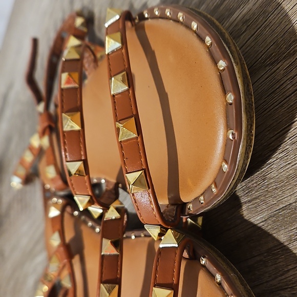 Madden Girl Fairway Studded Gladiator Sandals NWOT - Picture 3 of 6